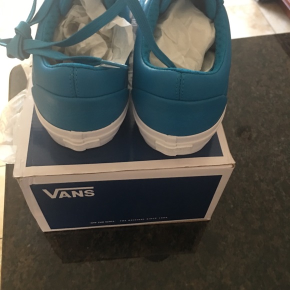 Men’s Old School Vans - Picture 3 of 4